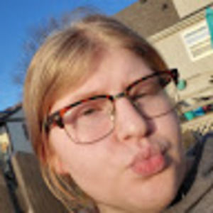 Meet your Posher, Abigail